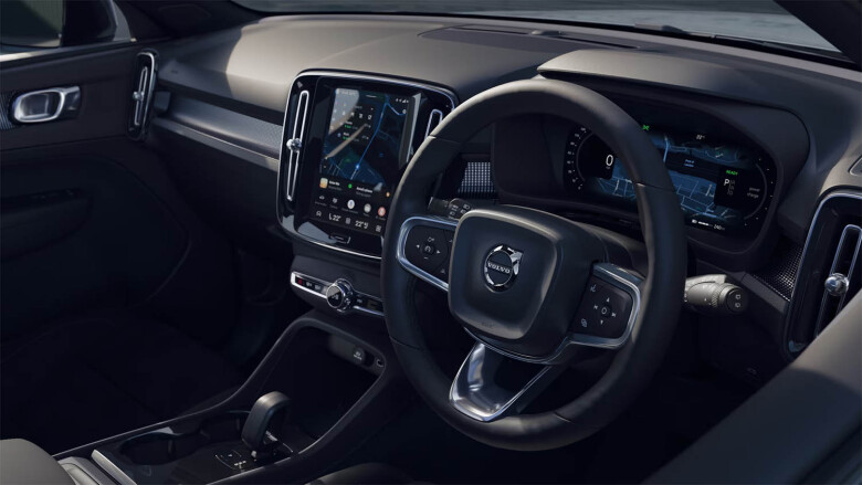 Volvo EX40 325kW TM Perf Plus Black Edition 82kWh 5dr Auto Electric Estate